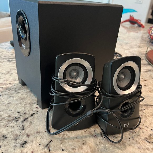 Logitech Computer Speaker with Subwoofer - Picture 5 of 5